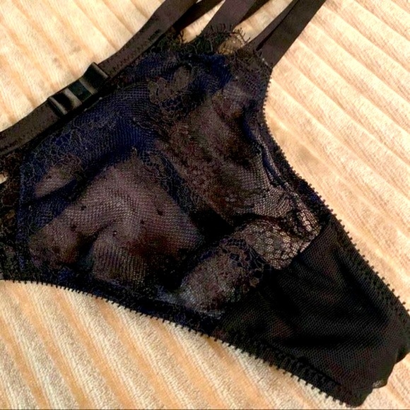 Victoria Secret Triple Strap Thong Strappy black Chantilly eyelash Lace XS - Picture 4 of 6